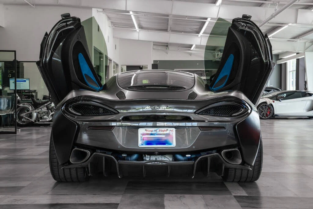 2017 McLaren 570GT - Image 29 of 31