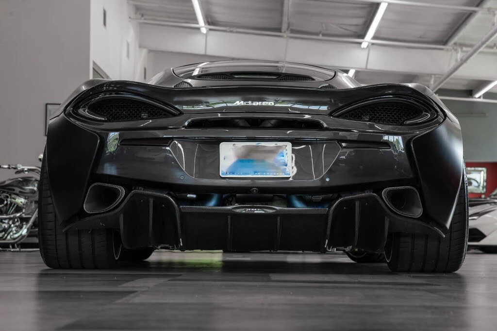 2017 McLaren 570GT - Image 21 of 31