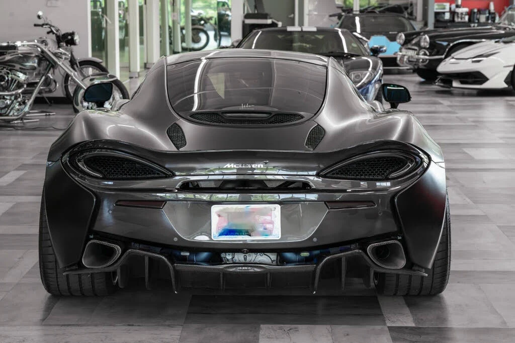 2017 McLaren 570GT - Image 19 of 31