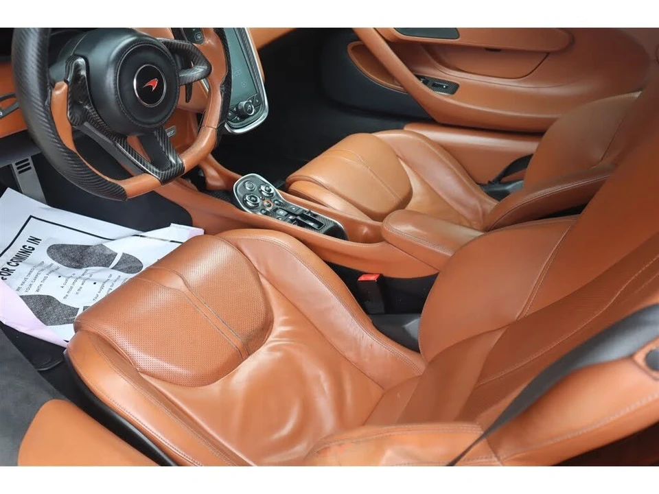 2017 McLaren 570GT - Image 19 of 26
