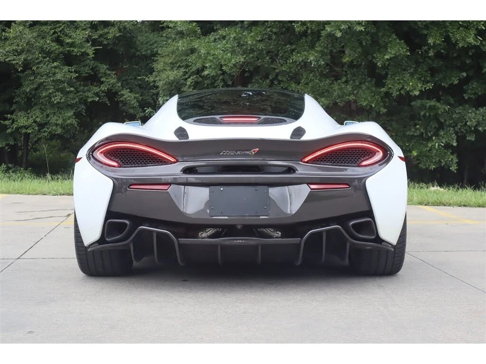 2017 McLaren 570GT - Image 8 of 26