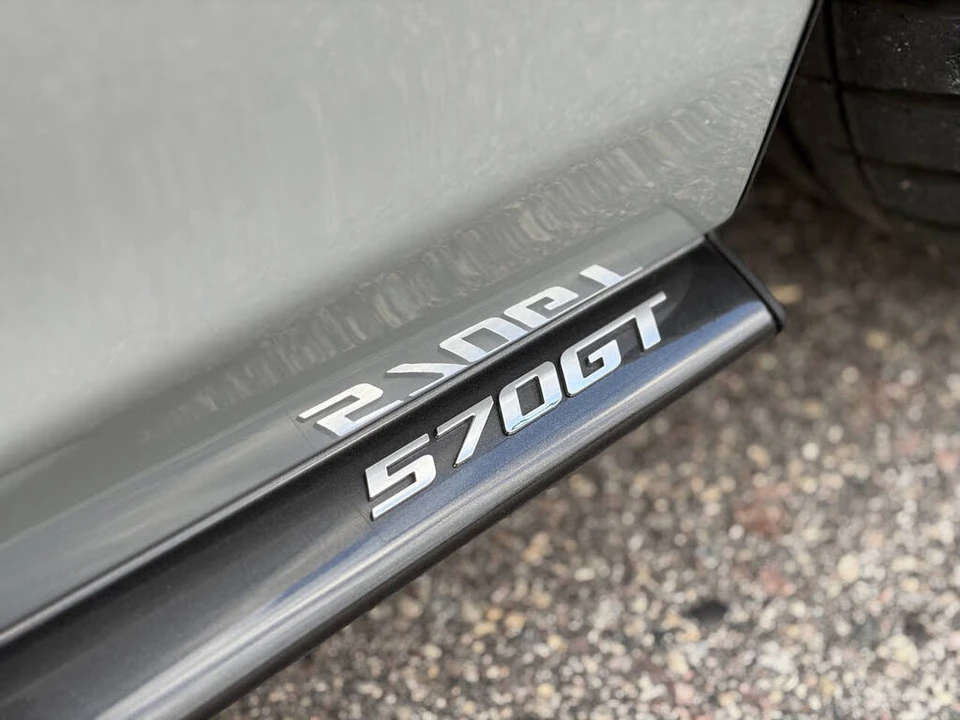 2017 McLaren 570GT - Image 28 of 31