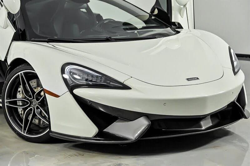 2017 McLaren 570GT - Image 3 of 31