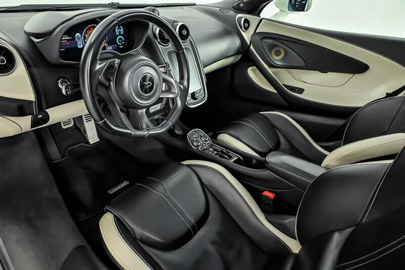 2017 McLaren 570GT - Image 18 of 31