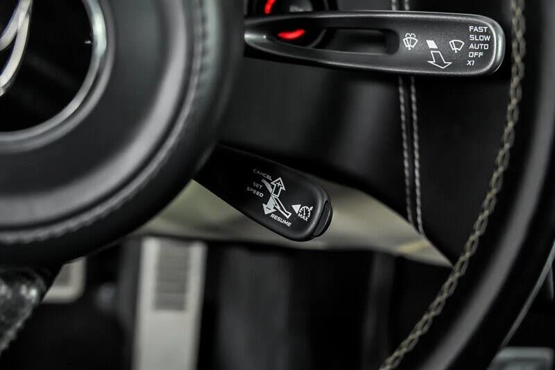 2017 McLaren 570GT - Image 27 of 31