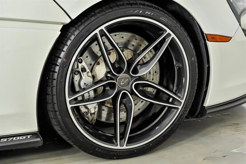 2017 McLaren 570GT - Image 15 of 31
