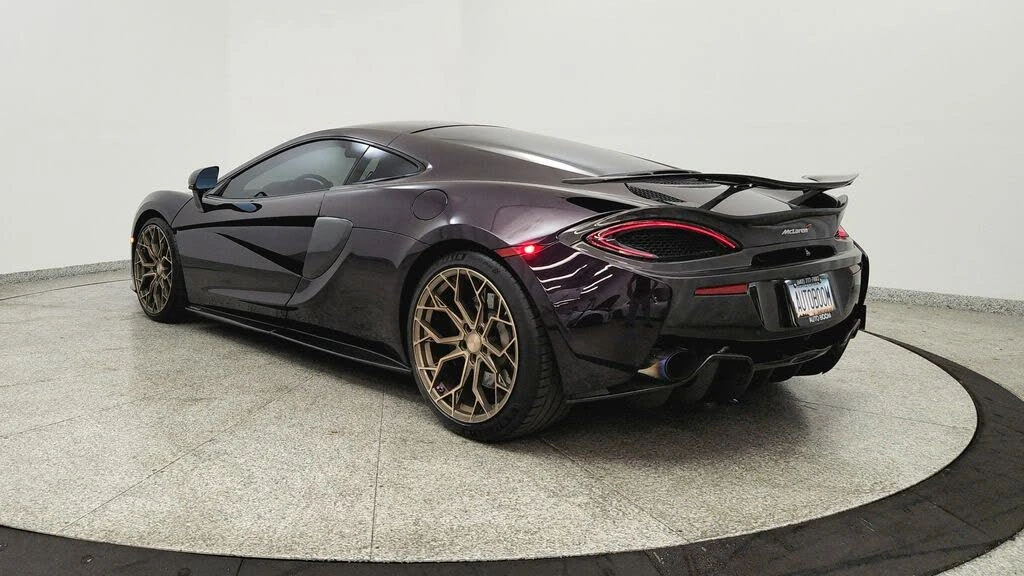 2017 McLaren 570GT - Image 3 of 31