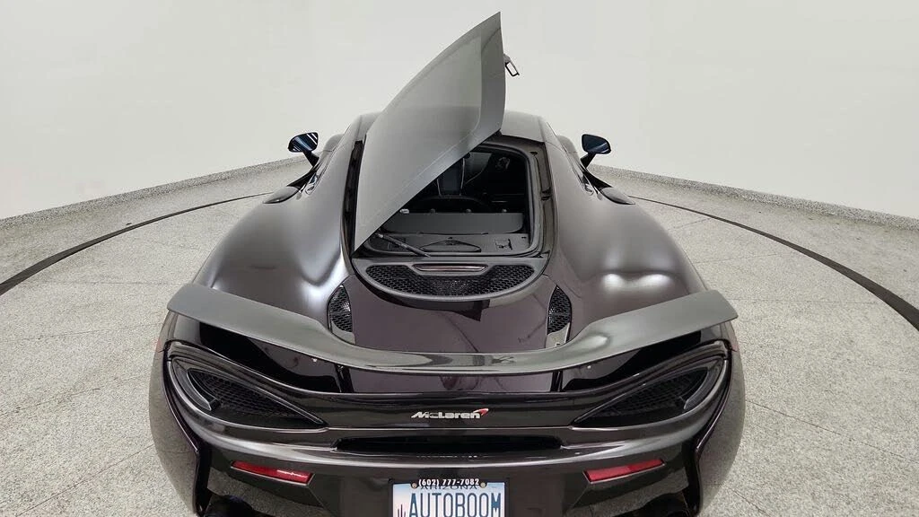 2017 McLaren 570GT - Image 24 of 31