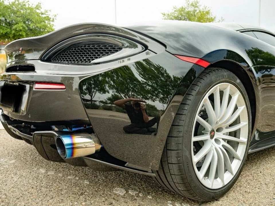 2017 McLaren 570GT - Image 16 of 31