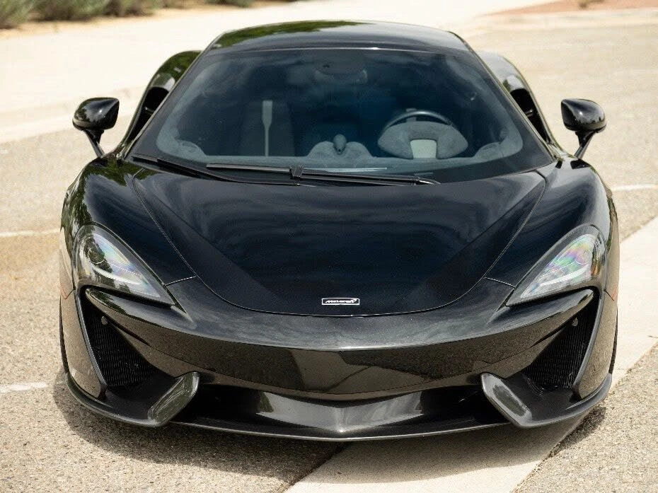 2017 McLaren 570GT - Image 2 of 31
