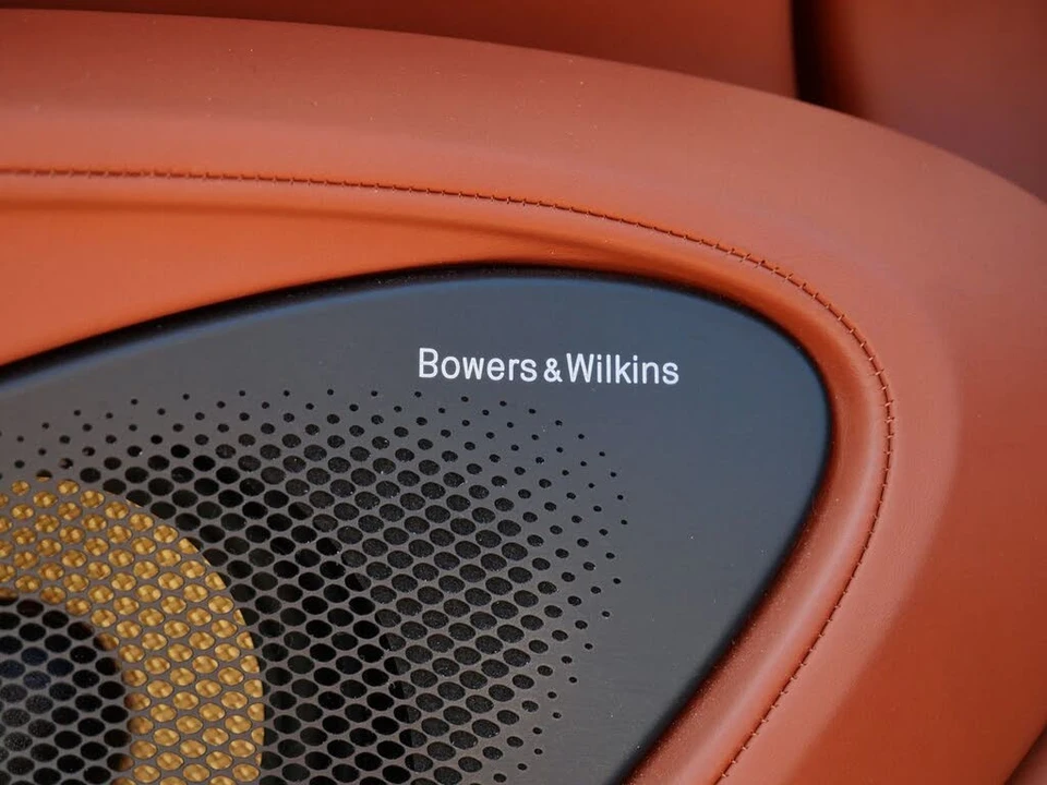 2017 McLaren 570GT - Image 28 of 29