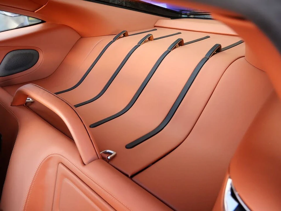 2017 McLaren 570GT - Image 24 of 29