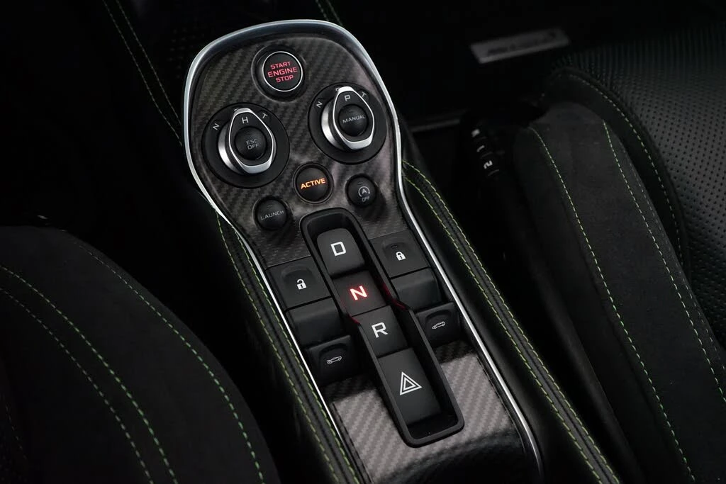 2017 McLaren 570GT - Image 21 of 31