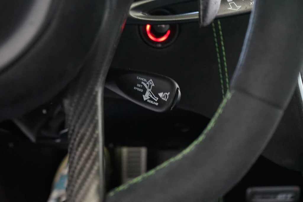 2017 McLaren 570GT - Image 26 of 31
