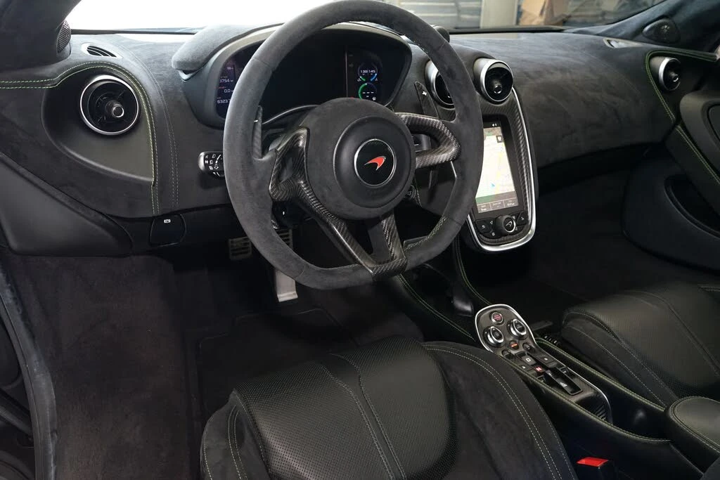 2017 McLaren 570GT - Image 12 of 31