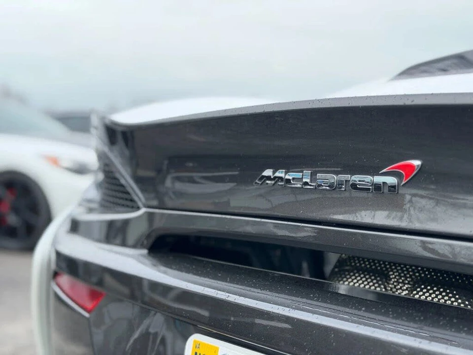 2017 McLaren 570GT - Image 15 of 31
