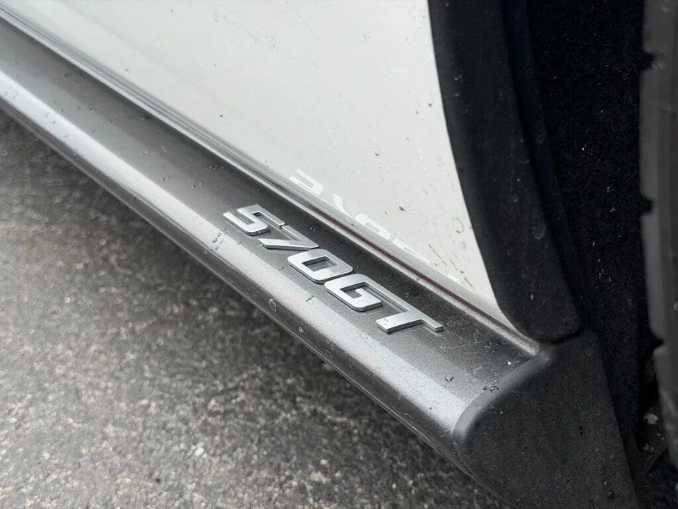 2017 McLaren 570GT - Image 13 of 31
