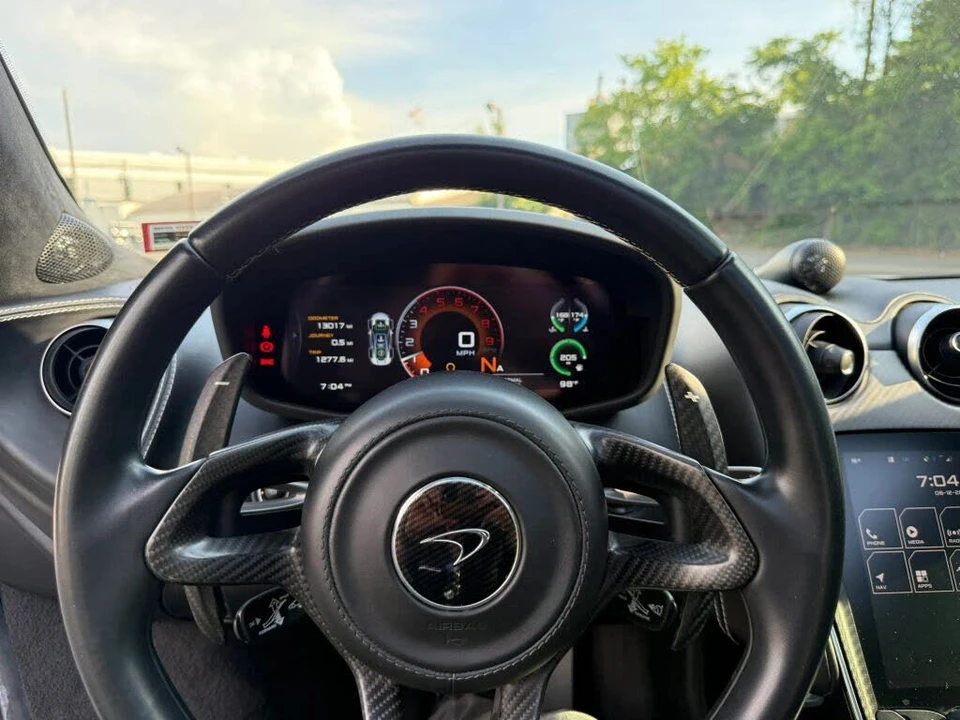 2017 McLaren 570GT - Image 27 of 31
