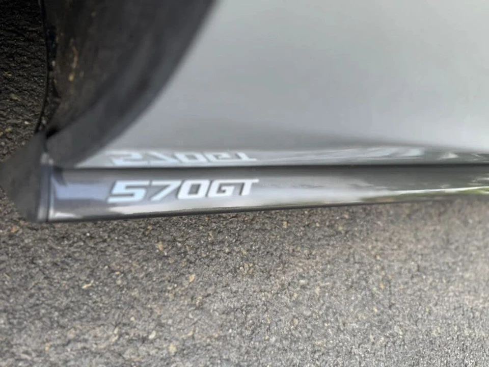 2017 McLaren 570GT - Image 8 of 31