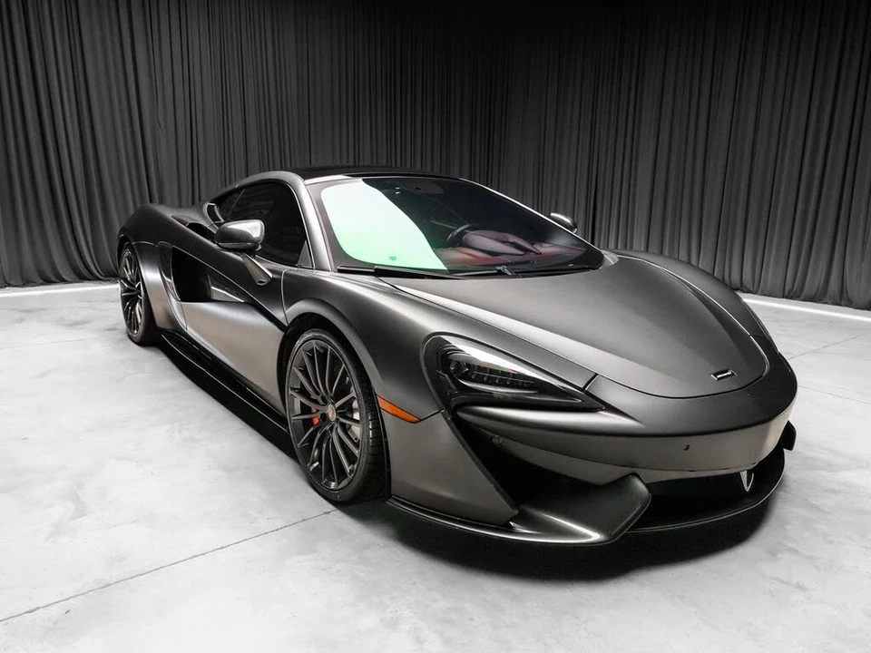 2017 McLaren 570GT - Image 10 of 31