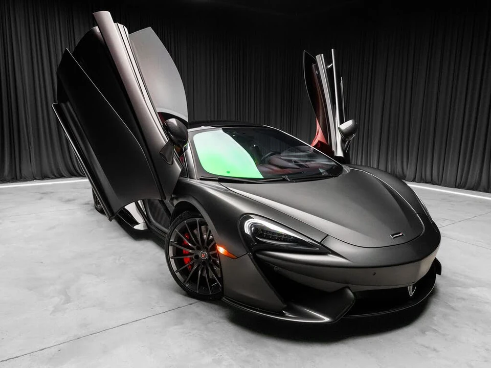 2017 McLaren 570GT - Image 9 of 31