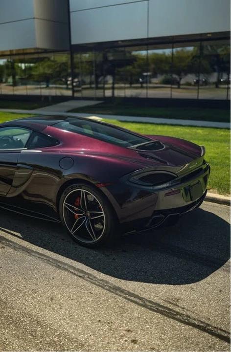 2017 McLaren 570GT - Image 4 of 16