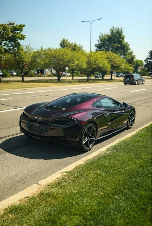 2017 McLaren 570GT - Image 5 of 16