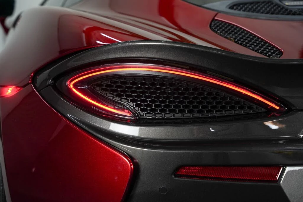 2017 McLaren 570GT - Image 19 of 31