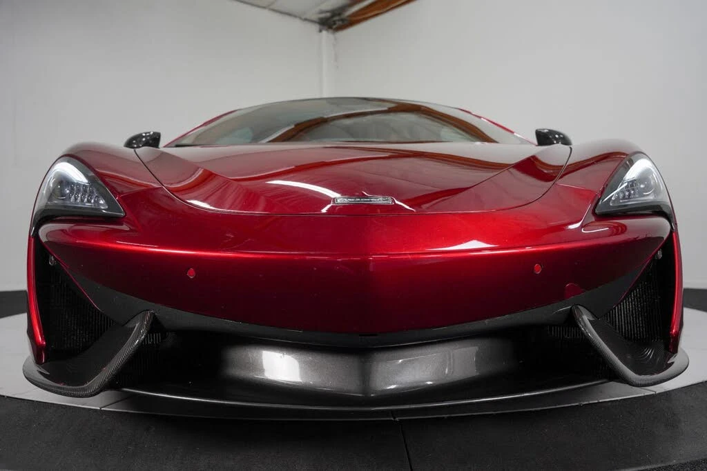 2017 McLaren 570GT - Image 14 of 31