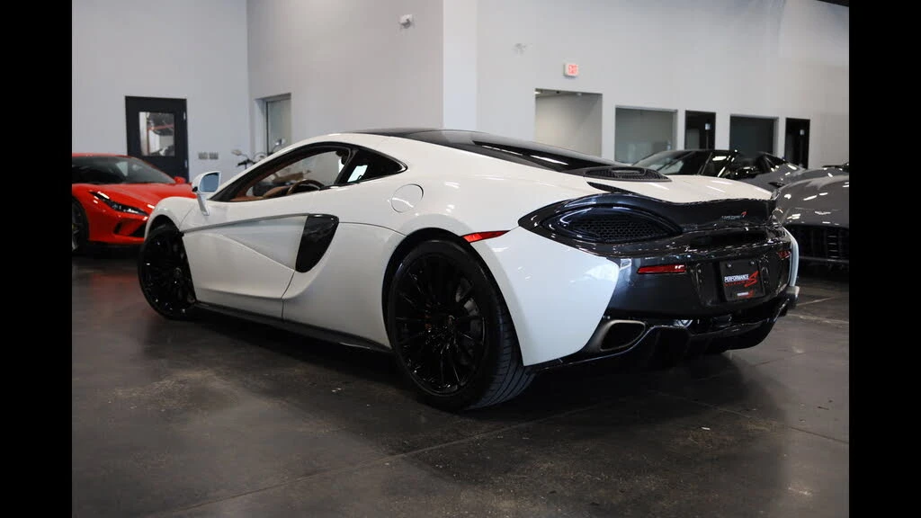 2017 McLaren 570GT - Image 4 of 31