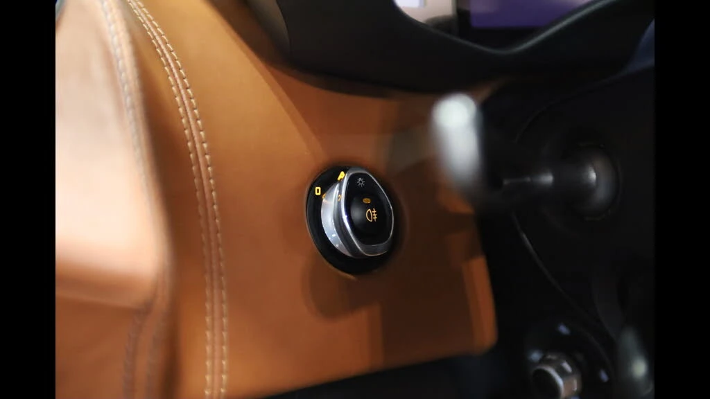 2017 McLaren 570GT - Image 19 of 31