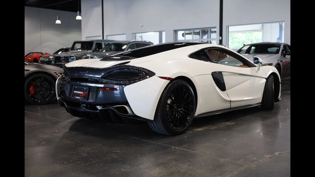 2017 McLaren 570GT - Image 6 of 31