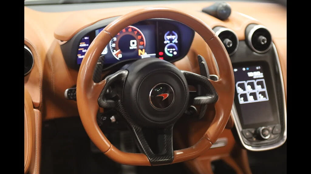 2017 McLaren 570GT - Image 24 of 31