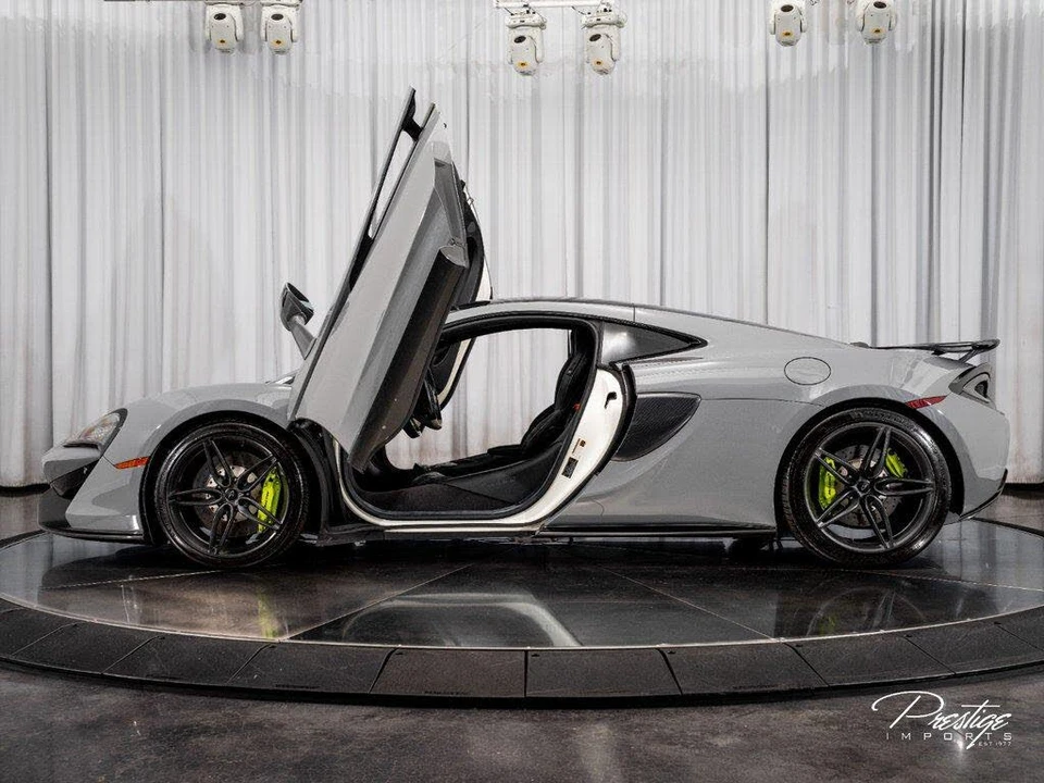 2017 McLaren 570GT - Image 12 of 31