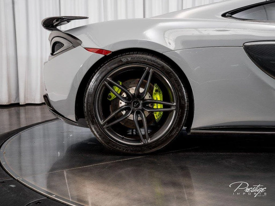 2017 McLaren 570GT - Image 27 of 31