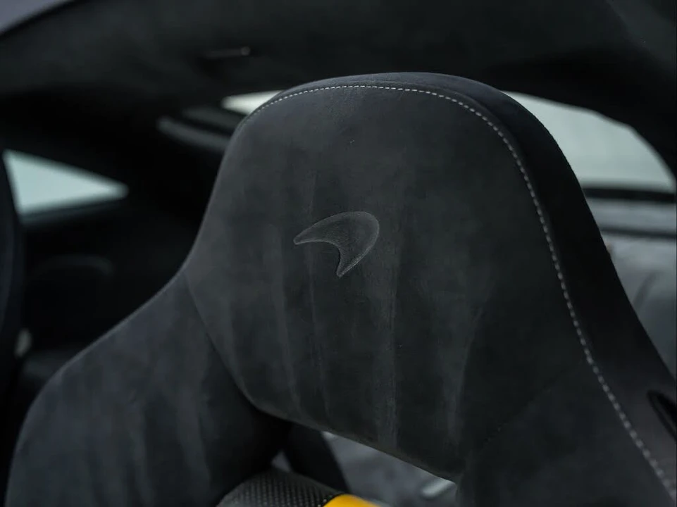 2017 McLaren 570GT - Image 19 of 31