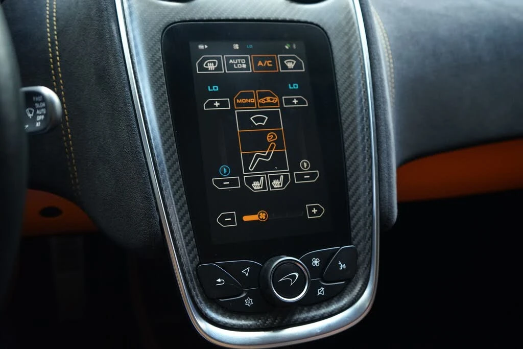 2017 McLaren 570GT - Image 20 of 31