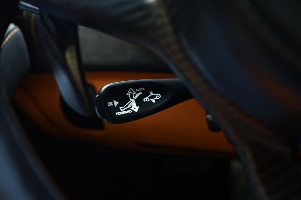 2017 McLaren 570GT - Image 24 of 31