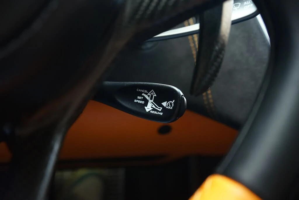 2017 McLaren 570GT - Image 25 of 31