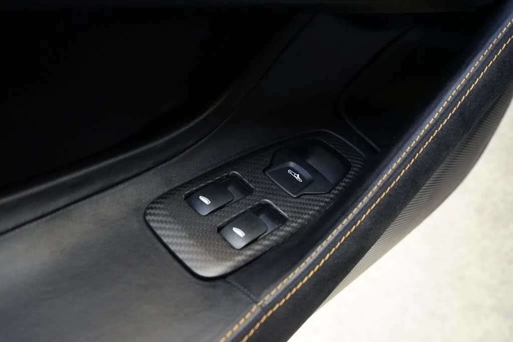 2017 McLaren 570GT - Image 22 of 31
