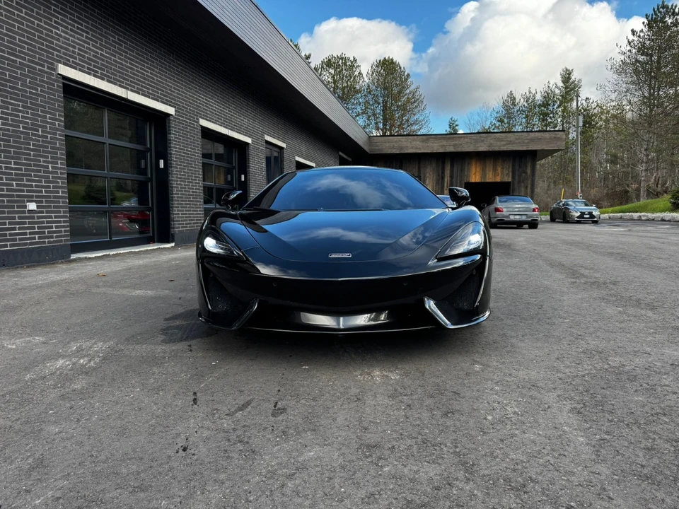 2017 McLaren 570GT - Image 20 of 21