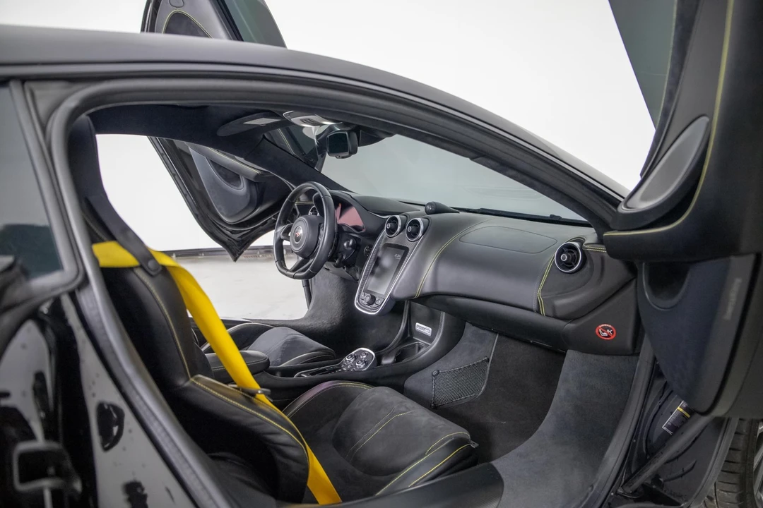 2017 McLaren 570GT - Image 7 of 21