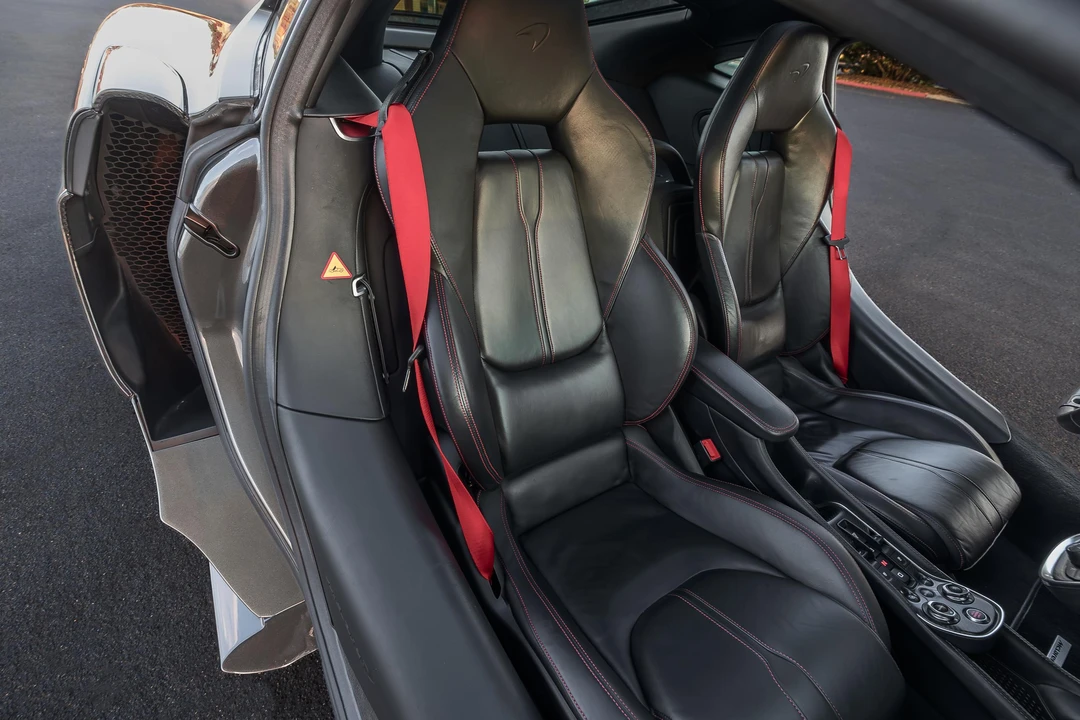 2017 McLaren 570GT - Image 24 of 31