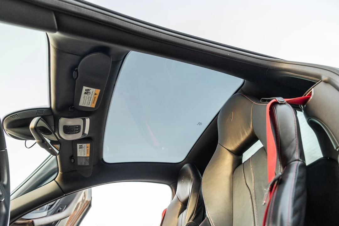 2017 McLaren 570GT - Image 29 of 31
