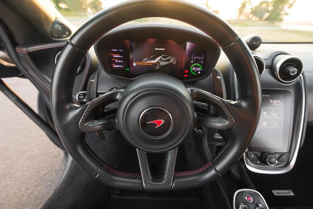 2017 McLaren 570GT - Image 25 of 31