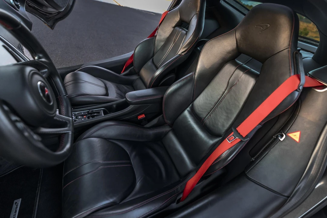 2017 McLaren 570GT - Image 21 of 31