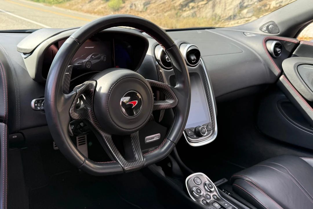 2017 McLaren 570GT - Image 20 of 31