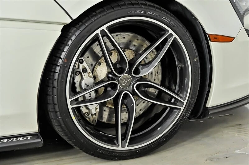 2017 McLaren 570GT - Image 15 of 31