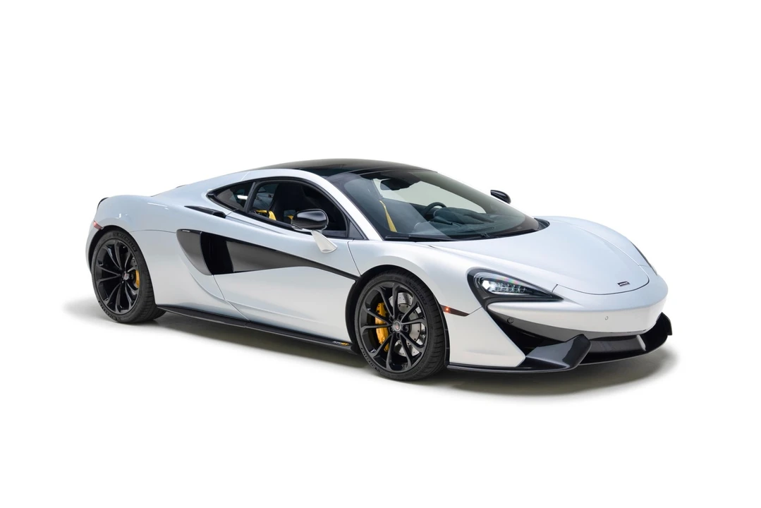2017 McLaren 570GT - Image 13 of 31