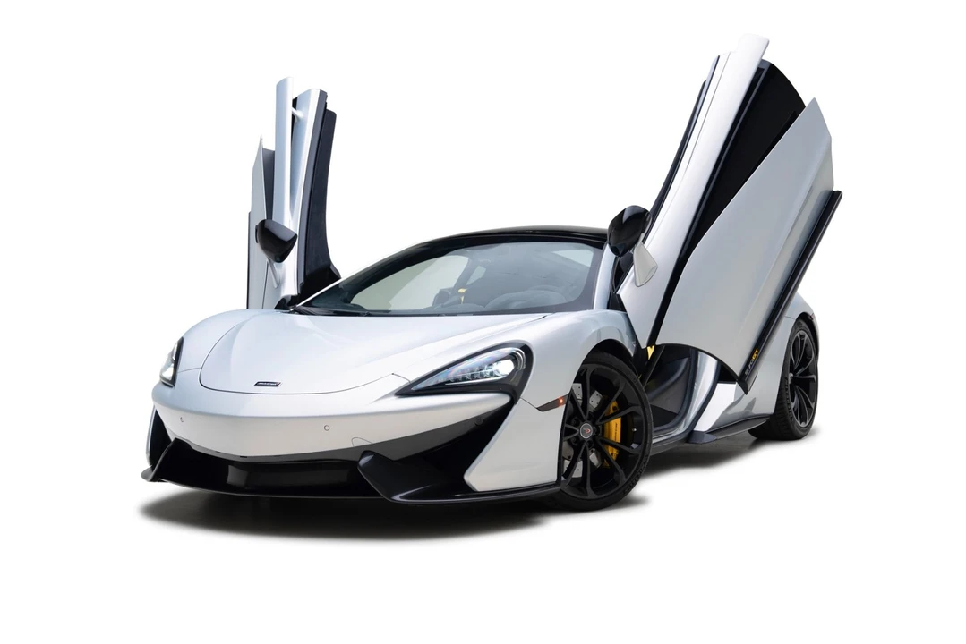 2017 McLaren 570GT - Image 28 of 31